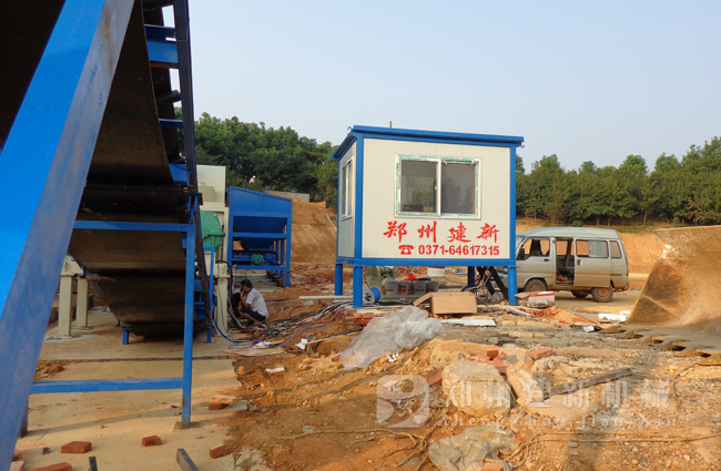 湖南長(cháng)沙500噸穩定土拌和站現場(chǎng)案例