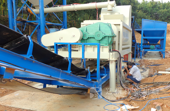 湖南長(cháng)沙500噸穩定土拌和站現場(chǎng)案例