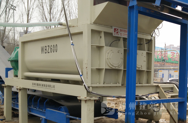 河南鄭州500噸穩定土拌和站現場(chǎng)案例