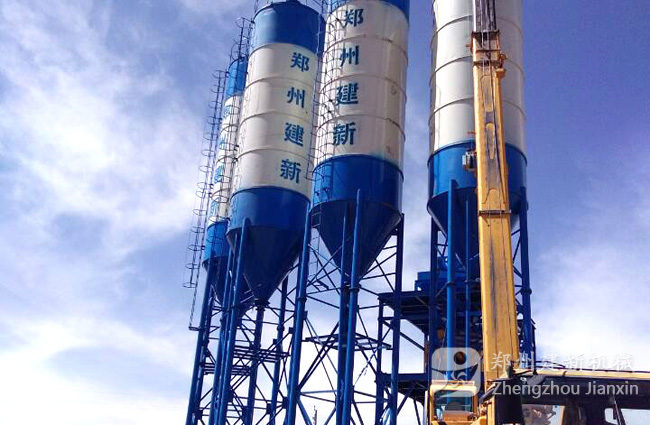 四川HZS120混凝土攪拌站設備安裝實(shí)例