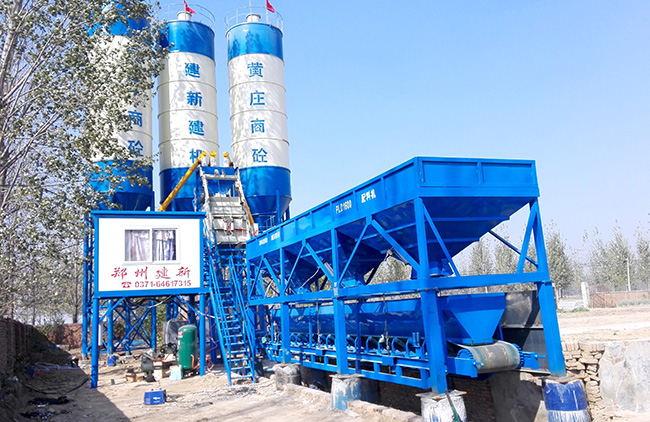 選購一套小型商品混凝土攪拌站多少錢(qián)？