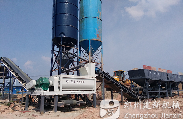 湖北黃岡600穩定土拌和站投產(chǎn)運行