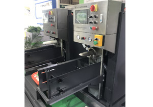 石膏砂漿生產(chǎn)線(xiàn)全自動(dòng)打包機