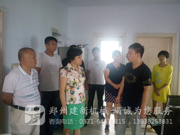 鄭州建新結對幫扶城關(guān)鄉石板溝困難家庭