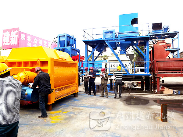 建新混凝土攪拌機出廠(chǎng)重重檢驗保證質(zhì)量